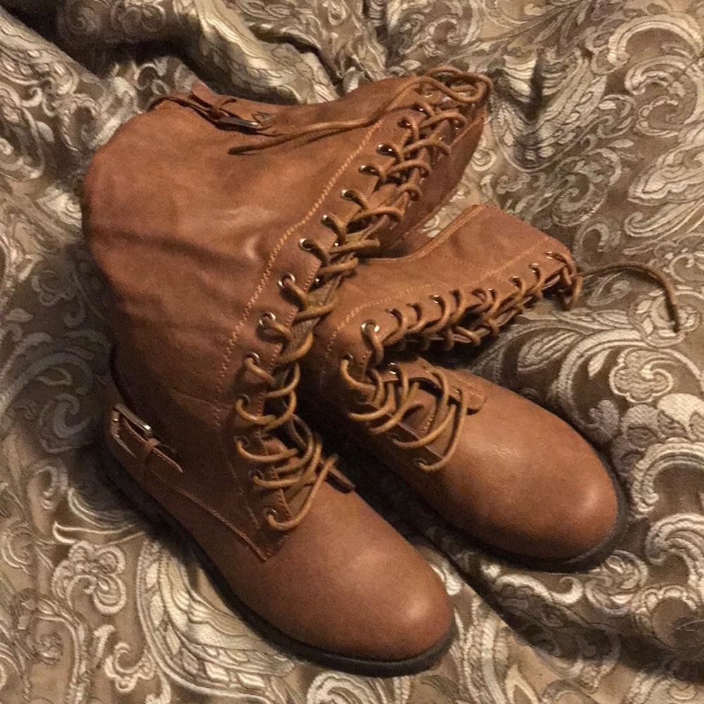 Lace up knee boots